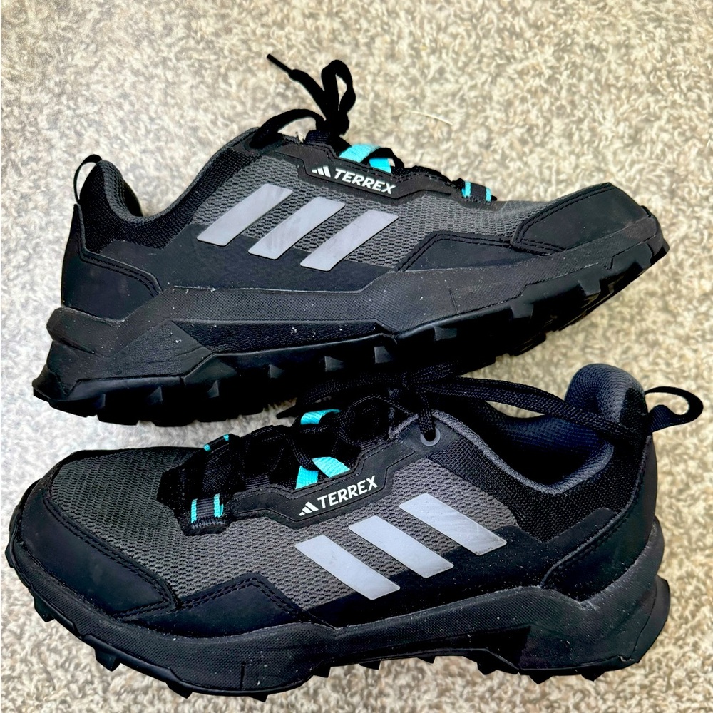 Adidas Terrex worn once size 8.5